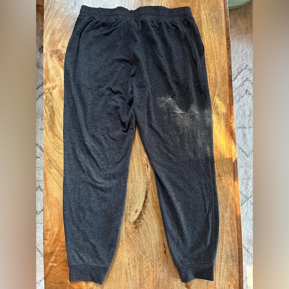 Vuori Women's Performance Joggers - Charcoal Heather Size Small - Picture 4 of 4